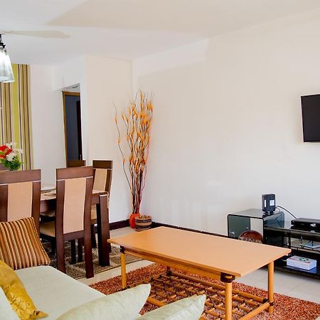 Апартаменты Outlink Skyline Minutes To Jkia Airport Найроби Экстерьер фото
